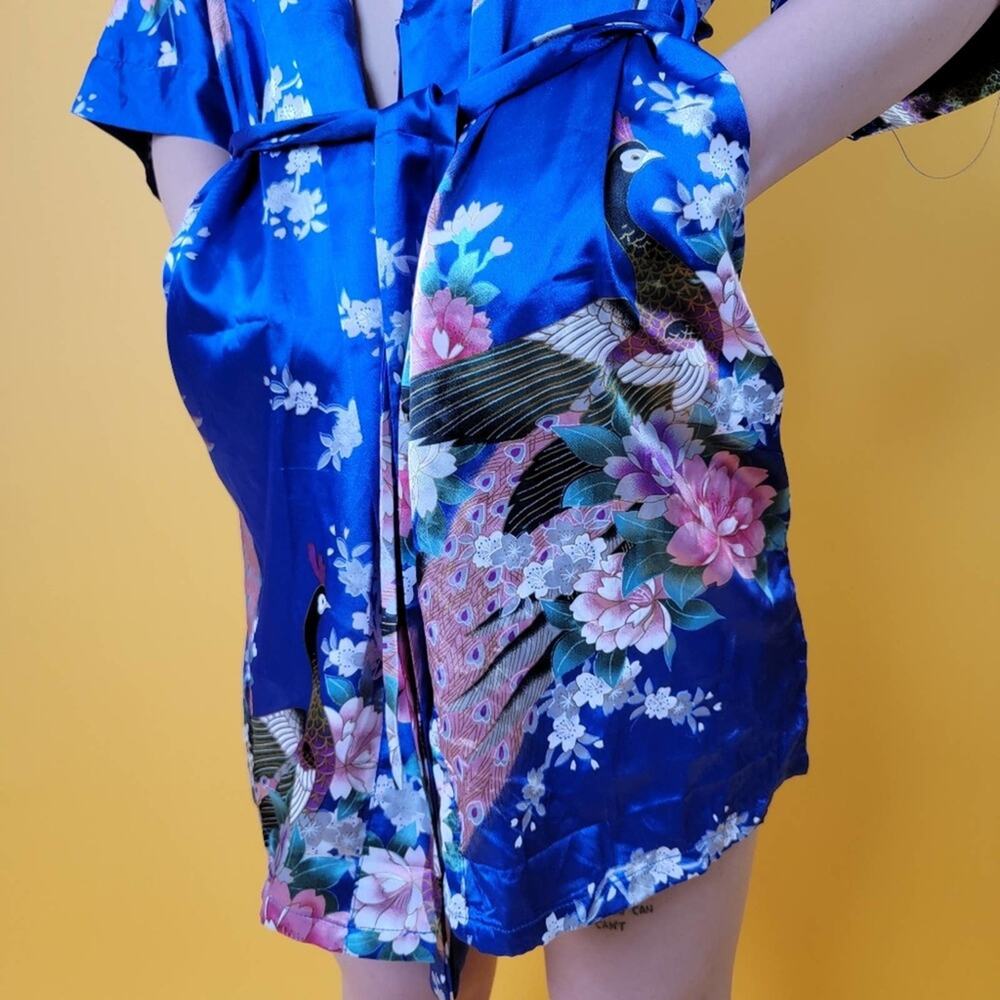 Silky Japanese Floral Robe - S - Picture 4 of 8